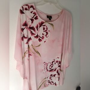 Floral Pink Women's Top JM Collection